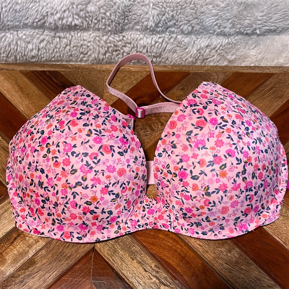 Victoria's Secret Pink Floral Molded Push-Up Bra
